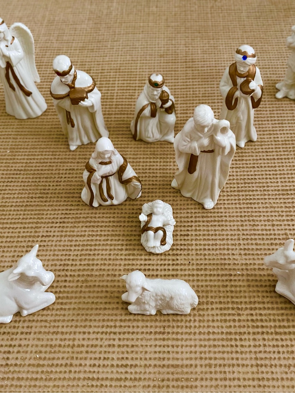 Christmas Nativity Set. Porcelain   White and Gold Ceramic Nativity Figurine Set